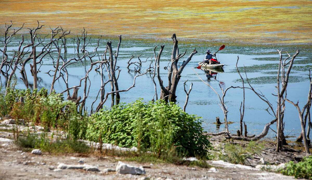 Canyon Lake water level drops to record low