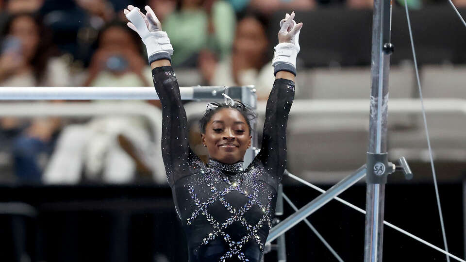 Simone Biles competes in the uneven bars on day four of the 2023 U.S. Gymnastics Championships at SAP Center on August 27, 2023 in San Jose, California. (Photo by Ezra Shaw/Getty Images)