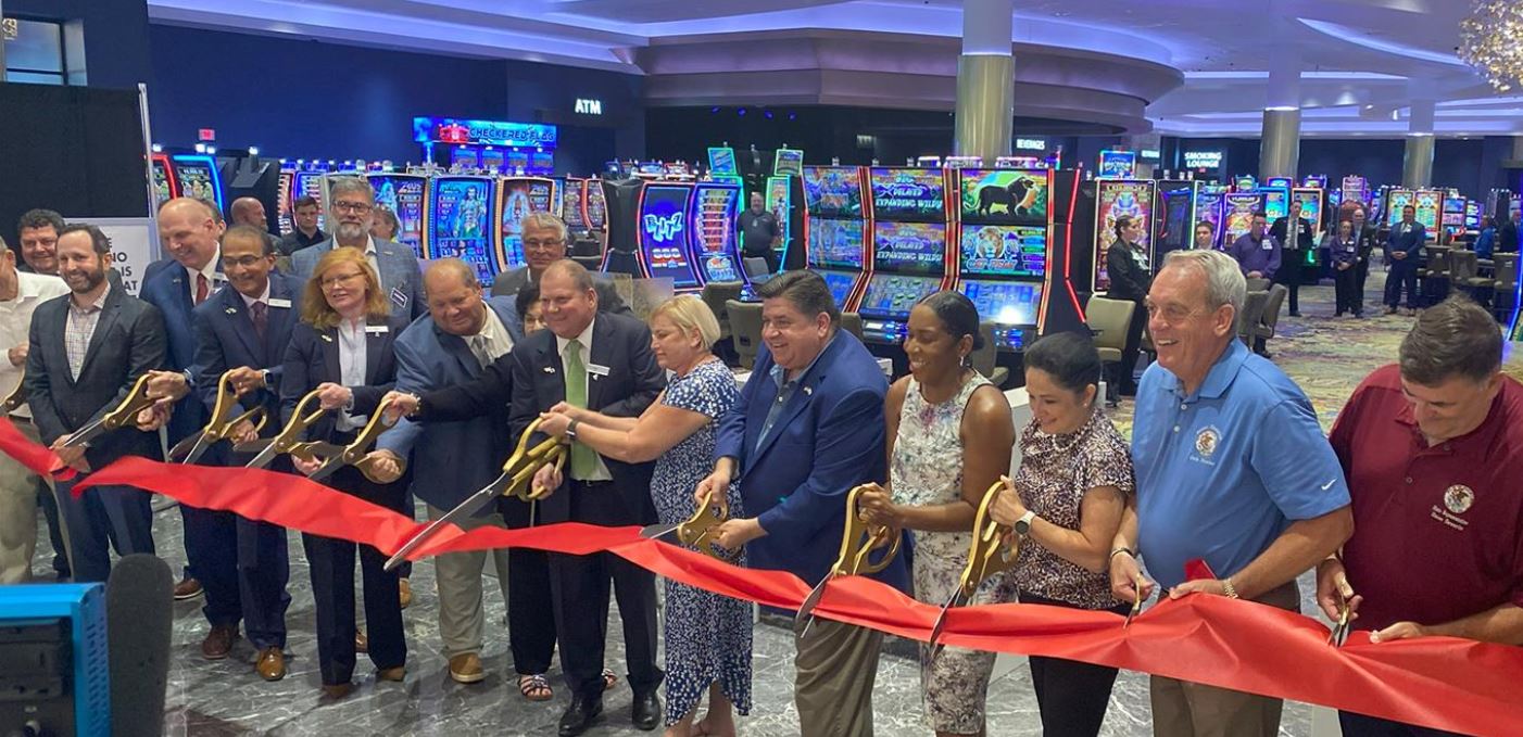 Illinois' newest casino opens in Carterville