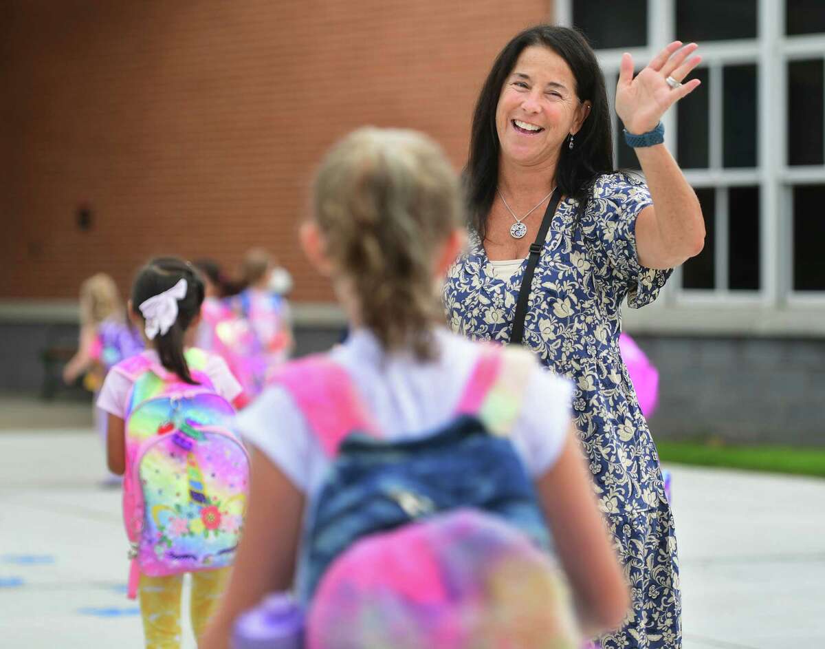 Trumbull students head back to school