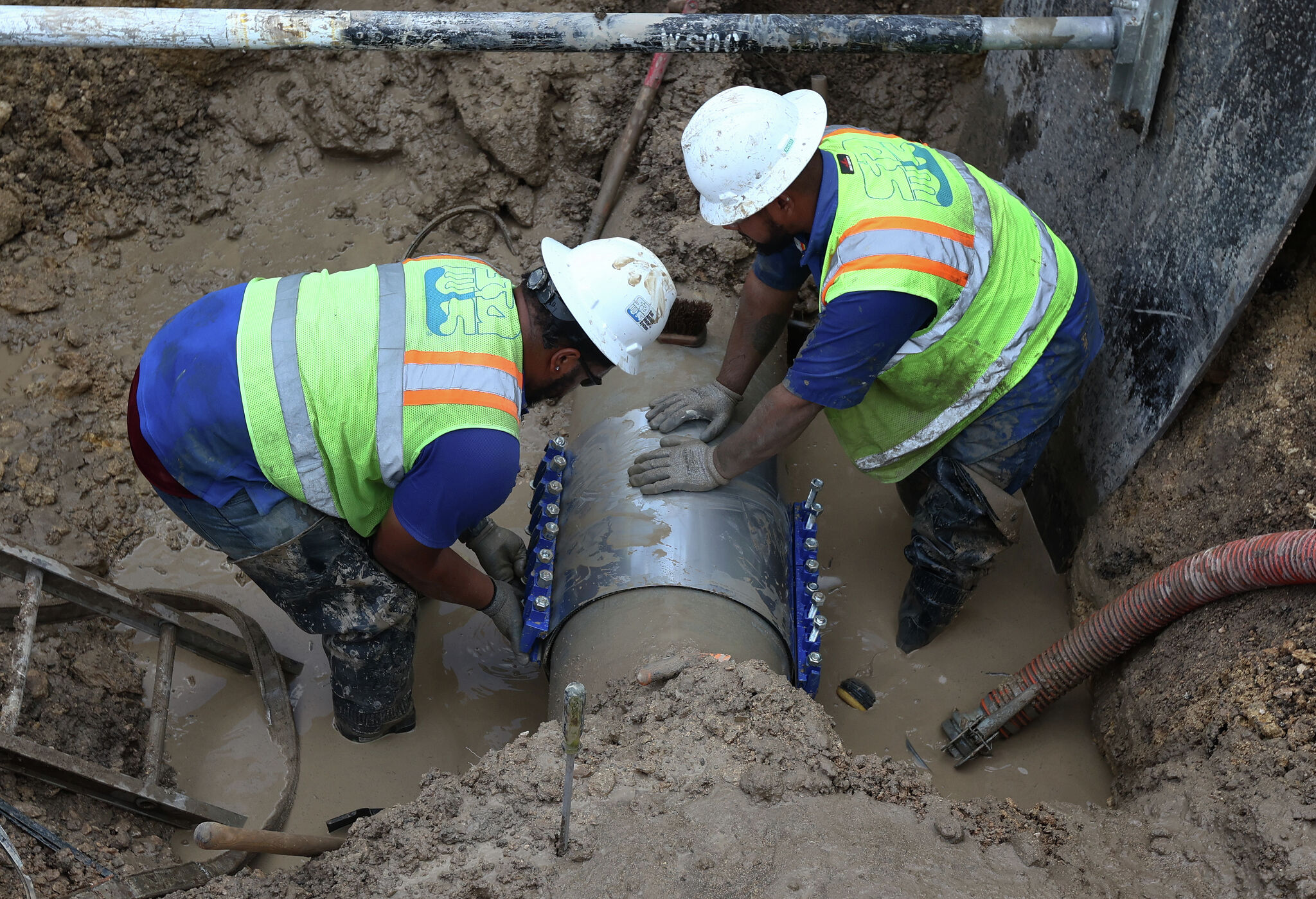 San Antonio Water System says main breaks, leaks increased
