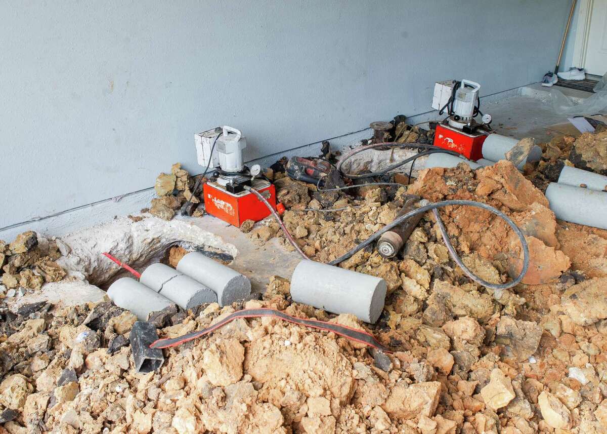 Houston home foundation repairs spike as heat, drought persist