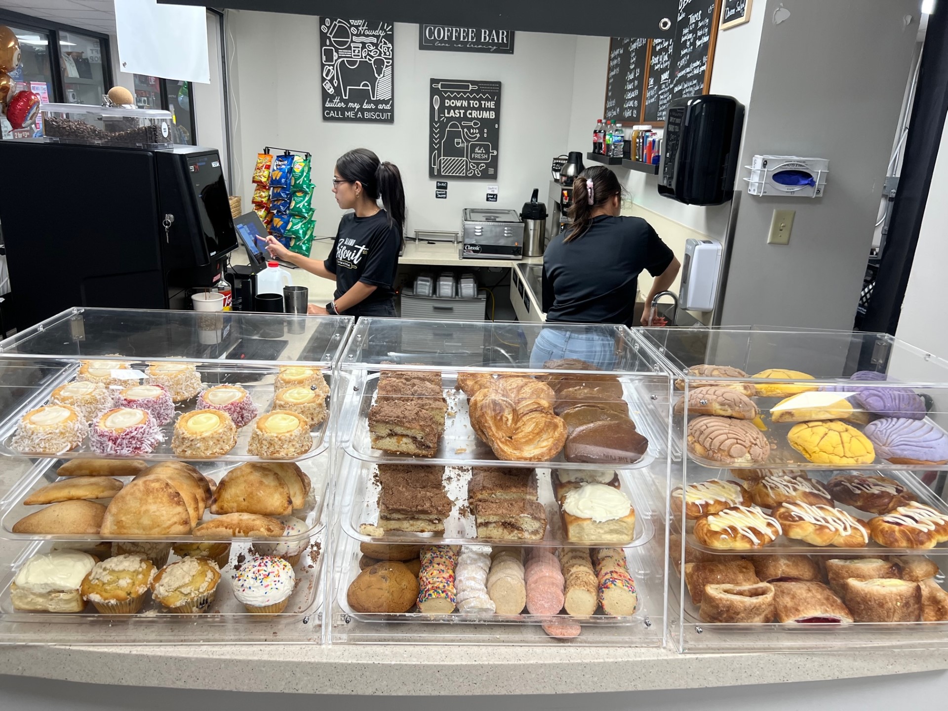 Alamo Biscuit Co. opens two new San Antonio locations