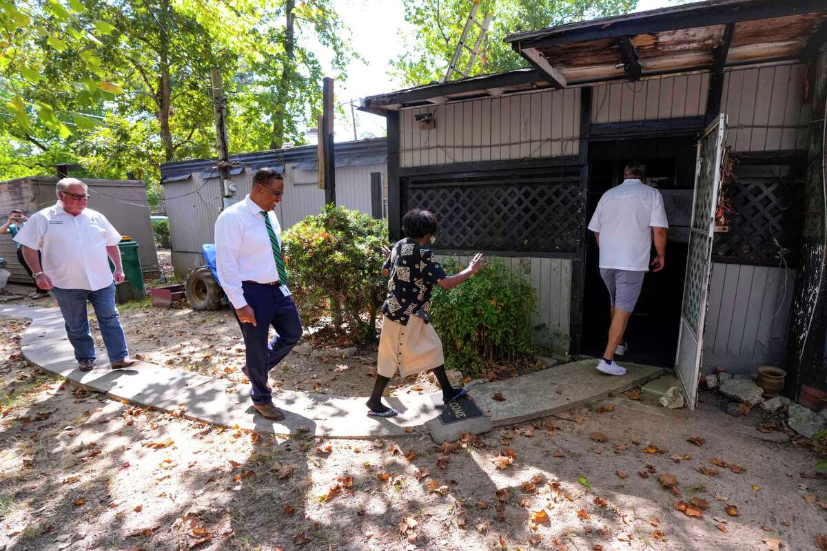 Conroe dilapidated homes to be rebuilt by Quality Works Construction