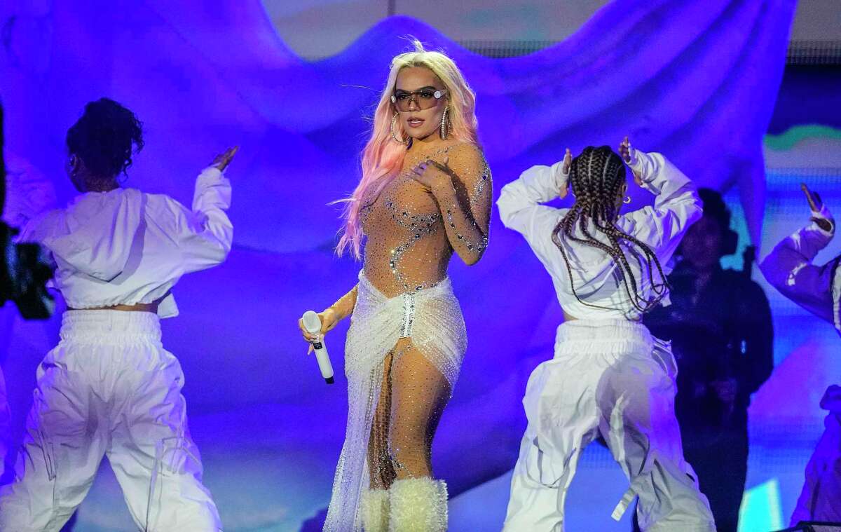 Karol G wows Houston fans on Mañana Será Bonito Tour at NRG Stadium