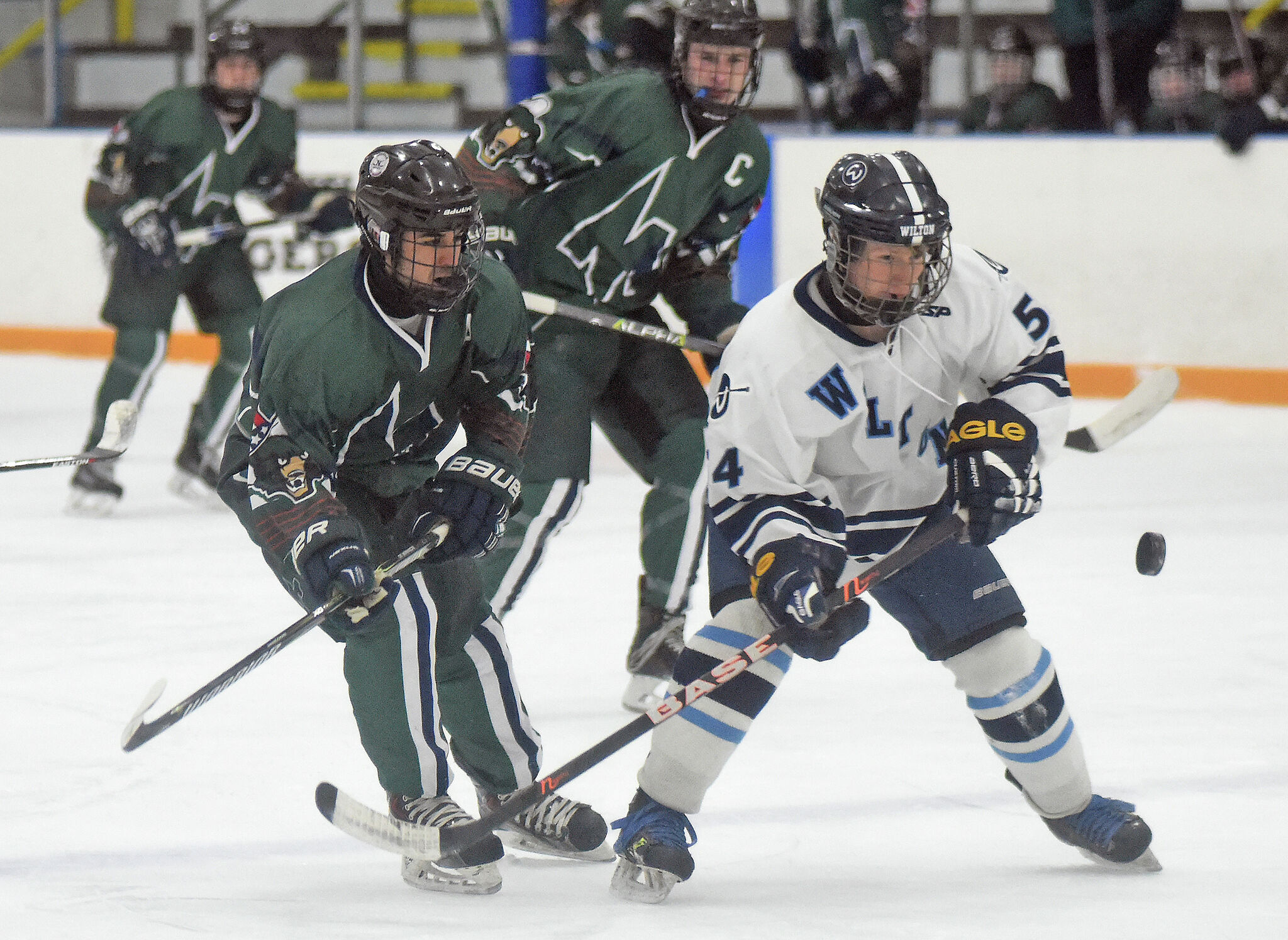 Wilton High hockey coach proposes building seasonal ice rink