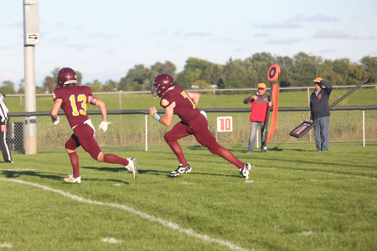 Deckerville quarterback helps team score seven times in victory