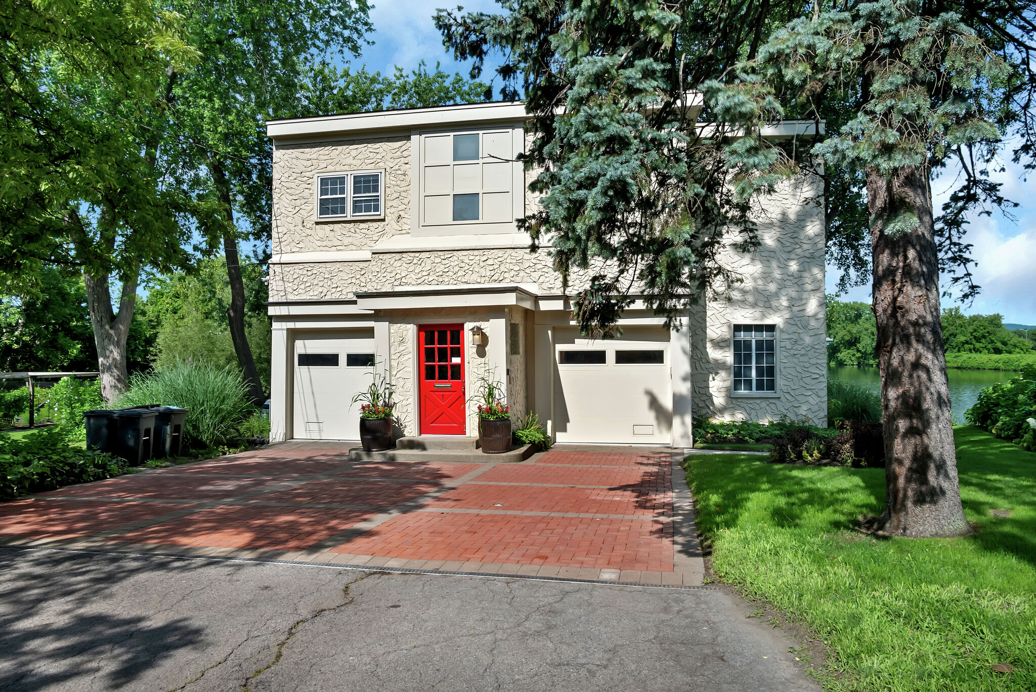 Cucumber Alley home in Schenectady's Stockade less than 700,000