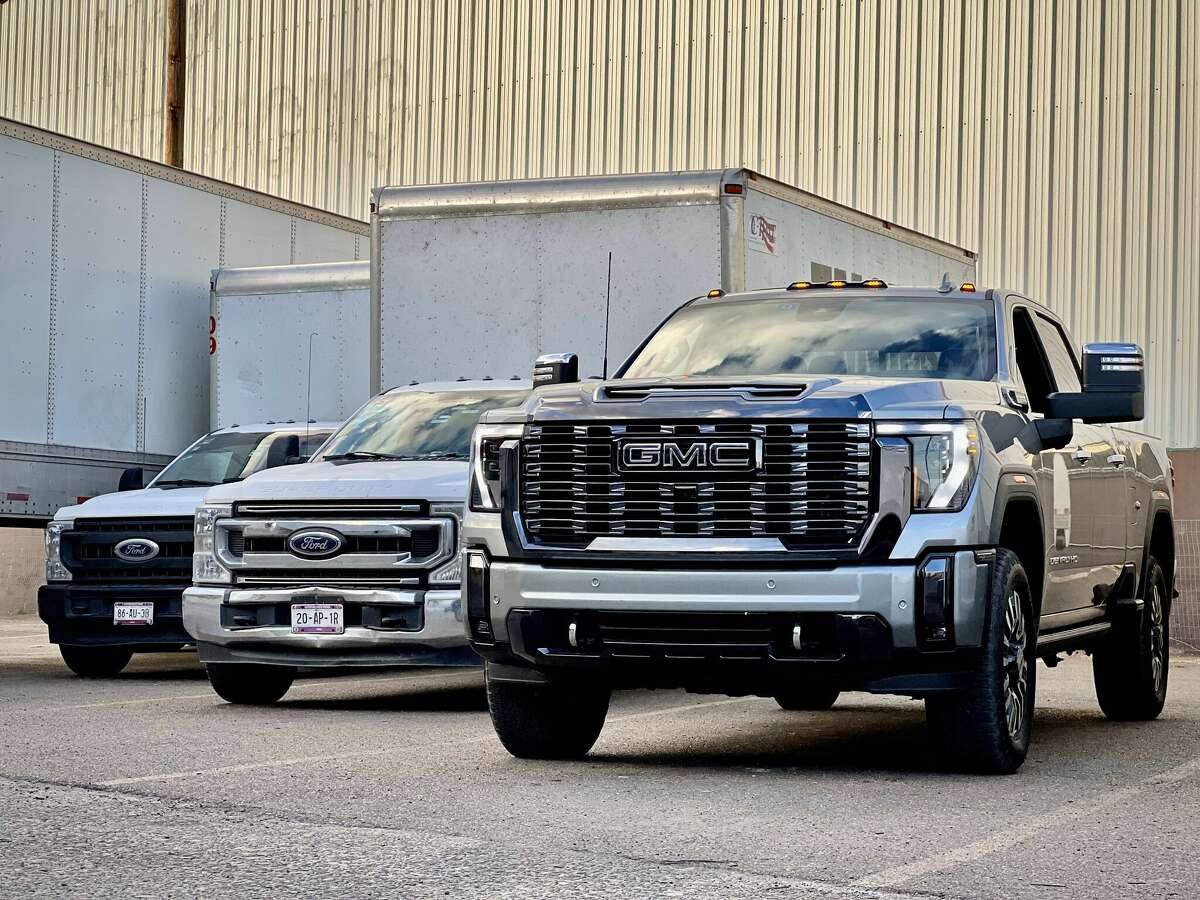 GMC Sierra 2500 HD Denali Ultimate, big, brash and pricey