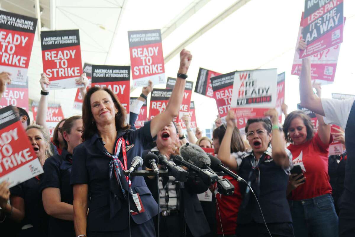 Could American Airlines flight attendants strike vote affect SFO?