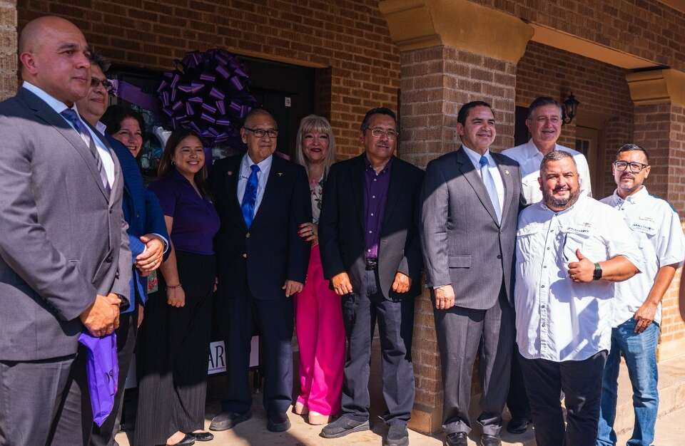 Harm reduction vending machine unveiled by PILLAR in Laredo