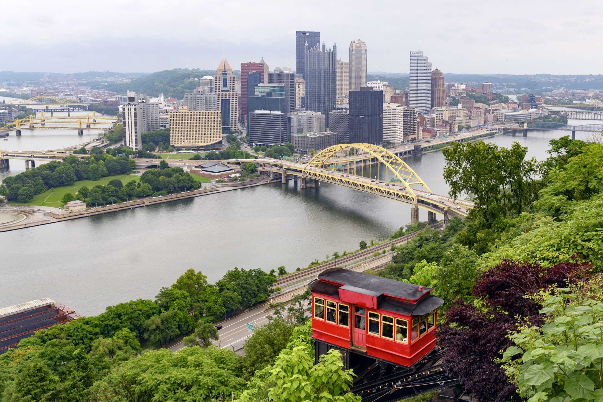Helpful Tips for Your One-Way Move to Pittsburgh, Pennsylvania