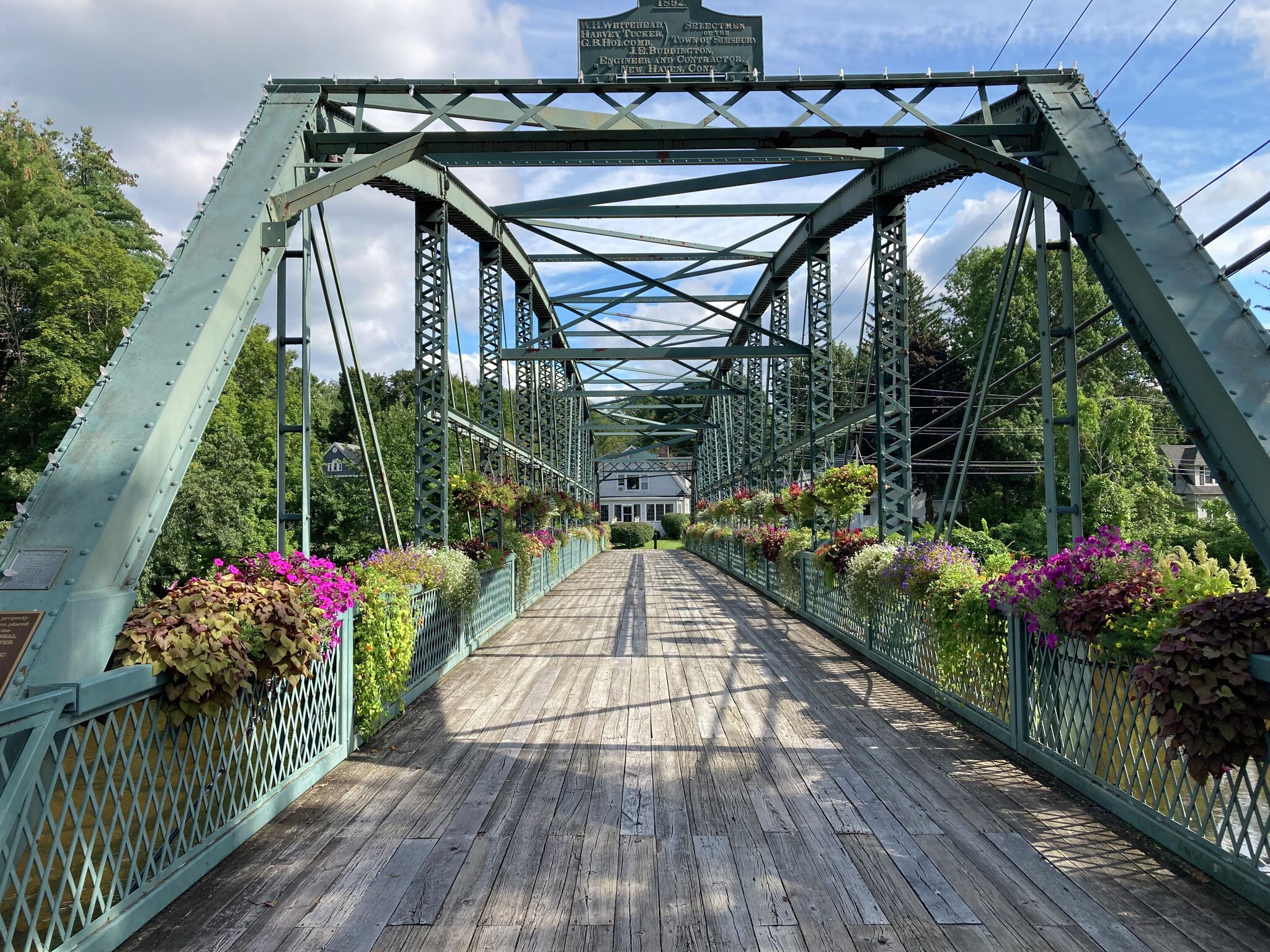 Simsbury's Old Drake Hill Flower Bridge closing for renovations