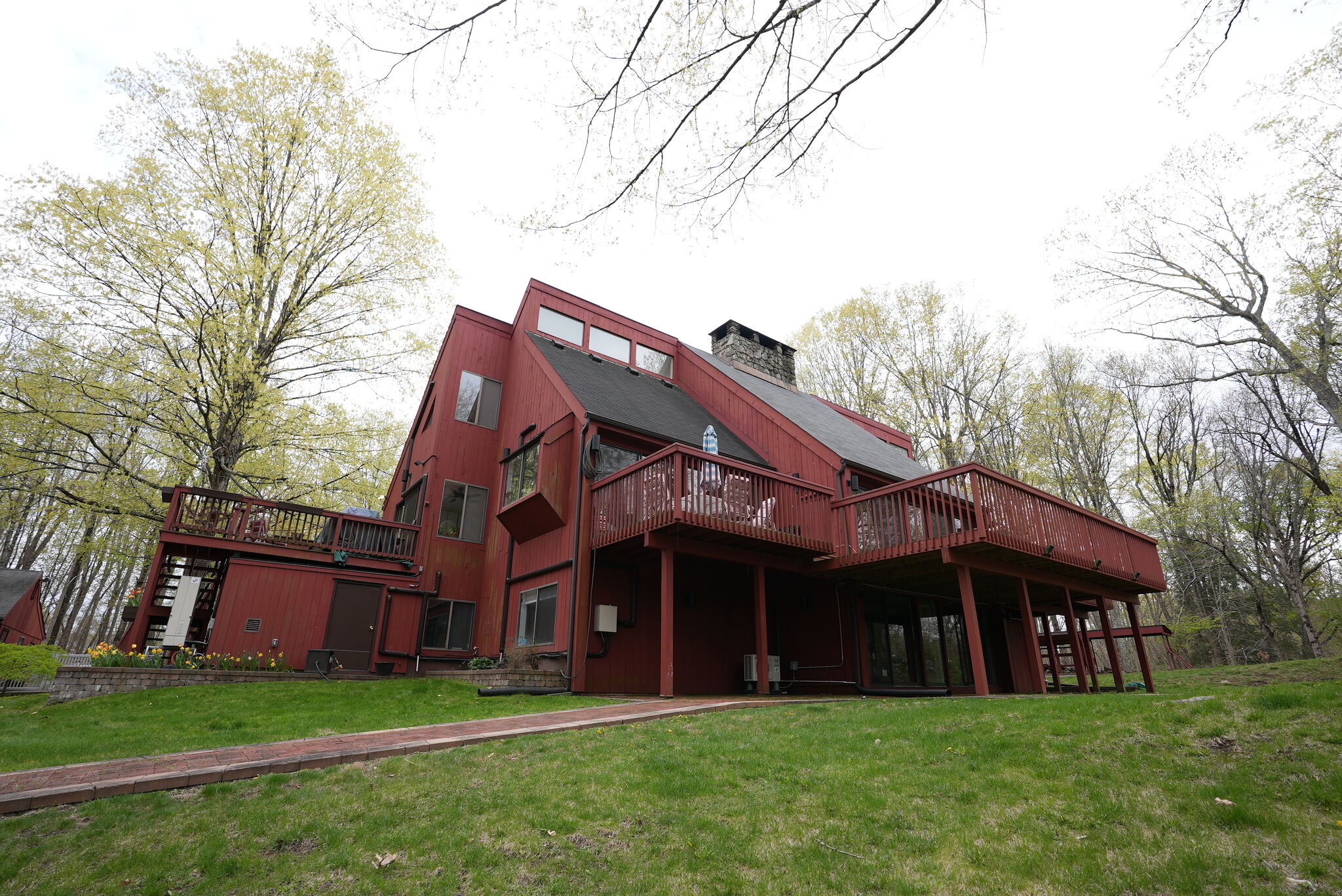 Inside The CT House Featured On HGTV s Ugliest House In America 