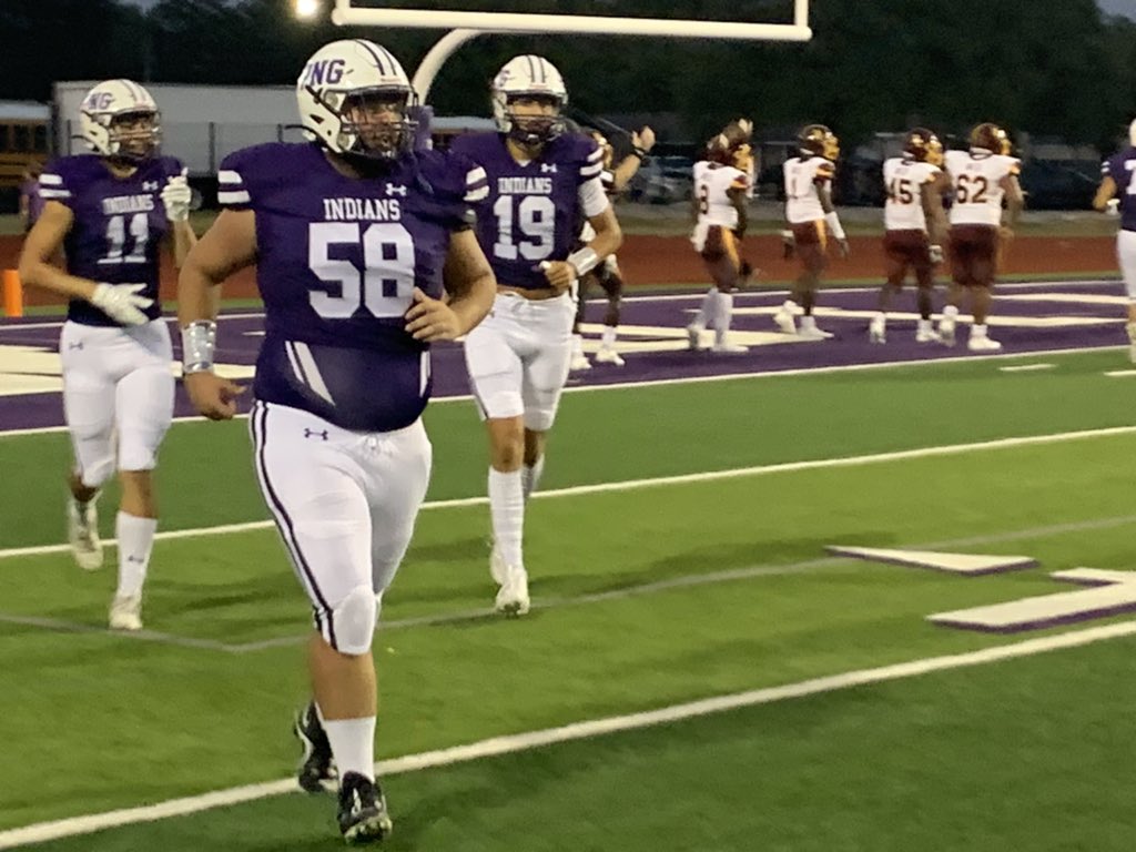 Port Neches Groves offense breaks out for big win over Beaumont United