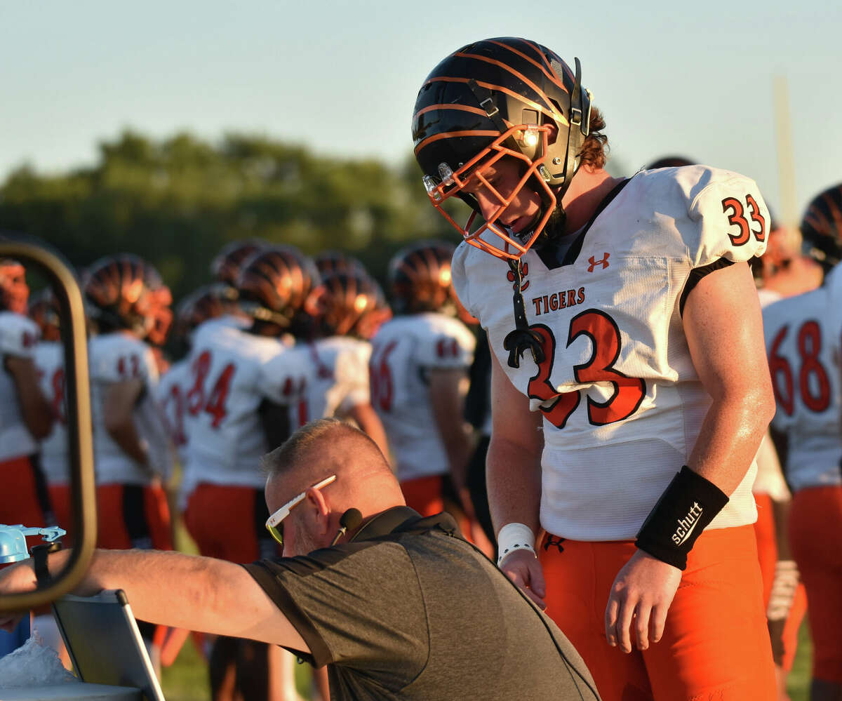 77 Football Matches, Leagues & Coaching Events In Mount Morris