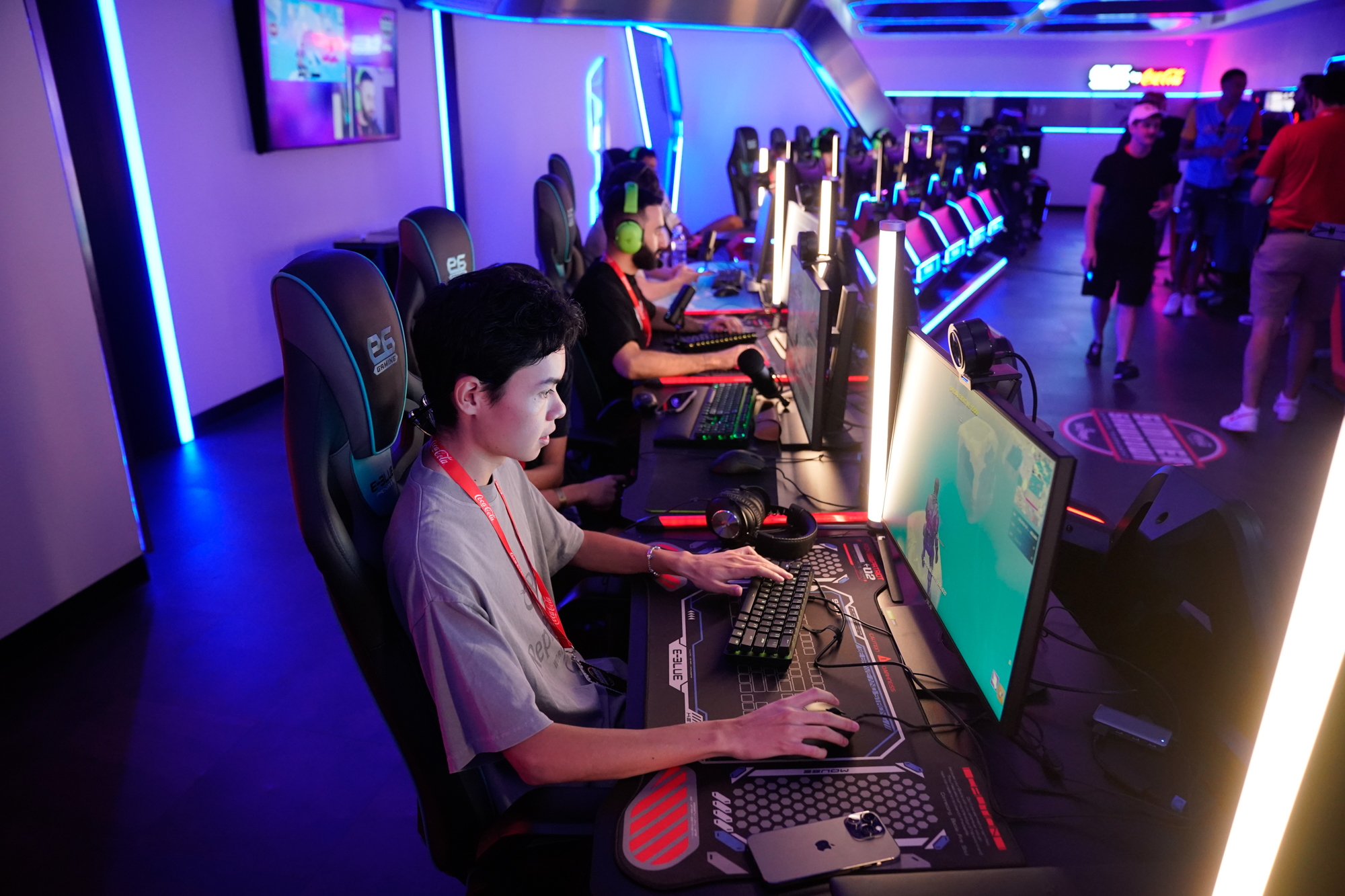 Six Flags prototyped its gaming hub in San Antonio. Mexico City next.