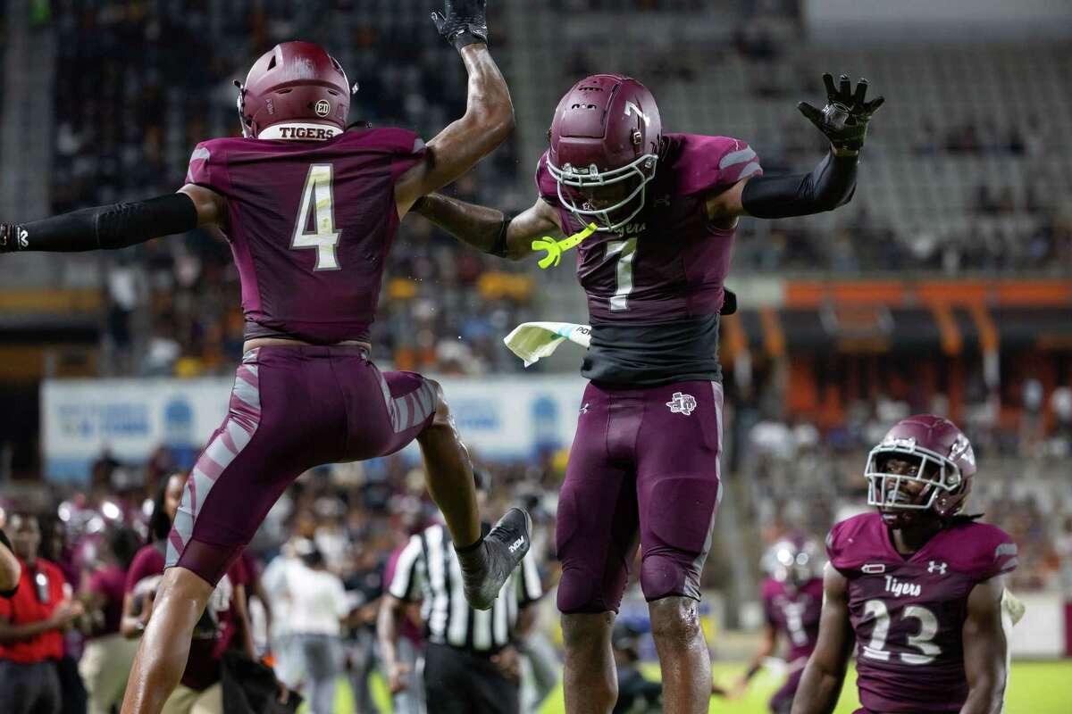 Prairie View A&M pulls off dramatic comeback over Texas Southern