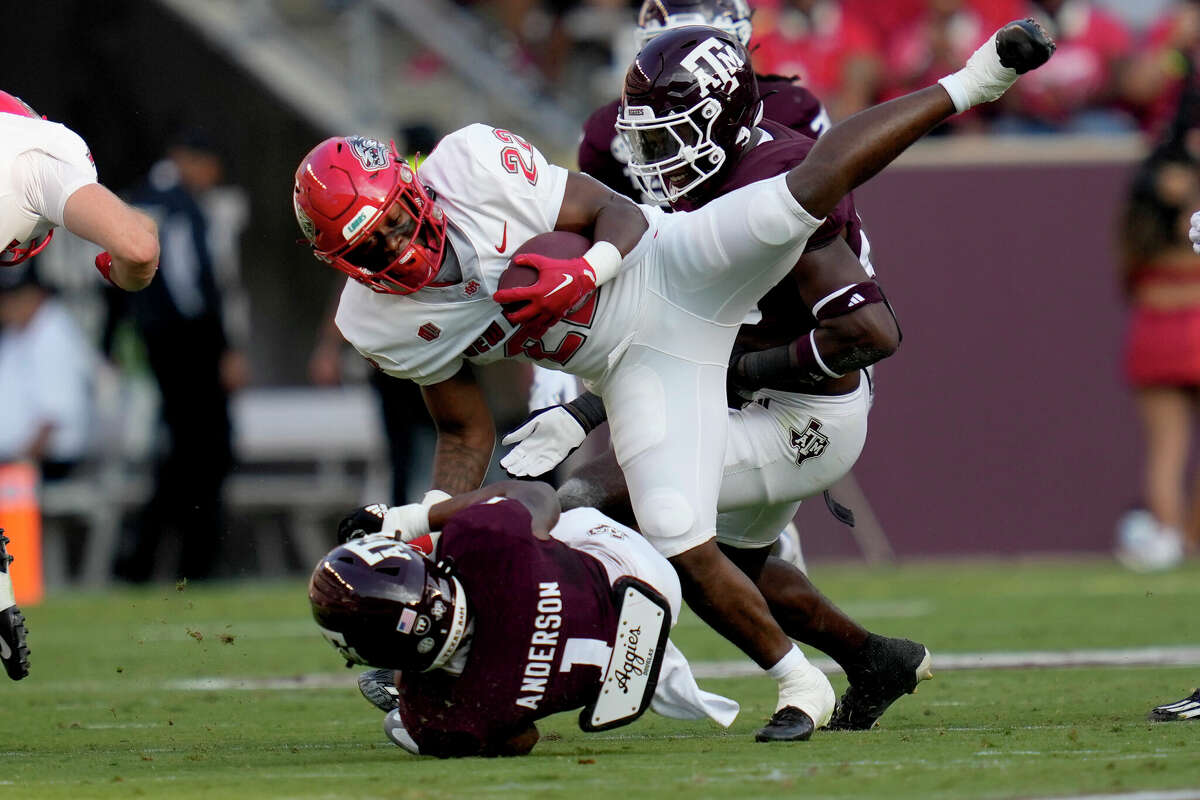 No. 23 Texas A&M Aggies Steamroll New Mexico Lobos In Opener