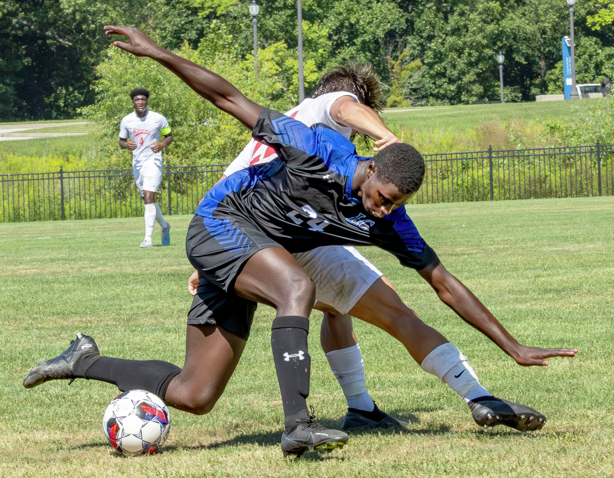 LCCC men's and women's soccer played to scoreless draws on the weekend