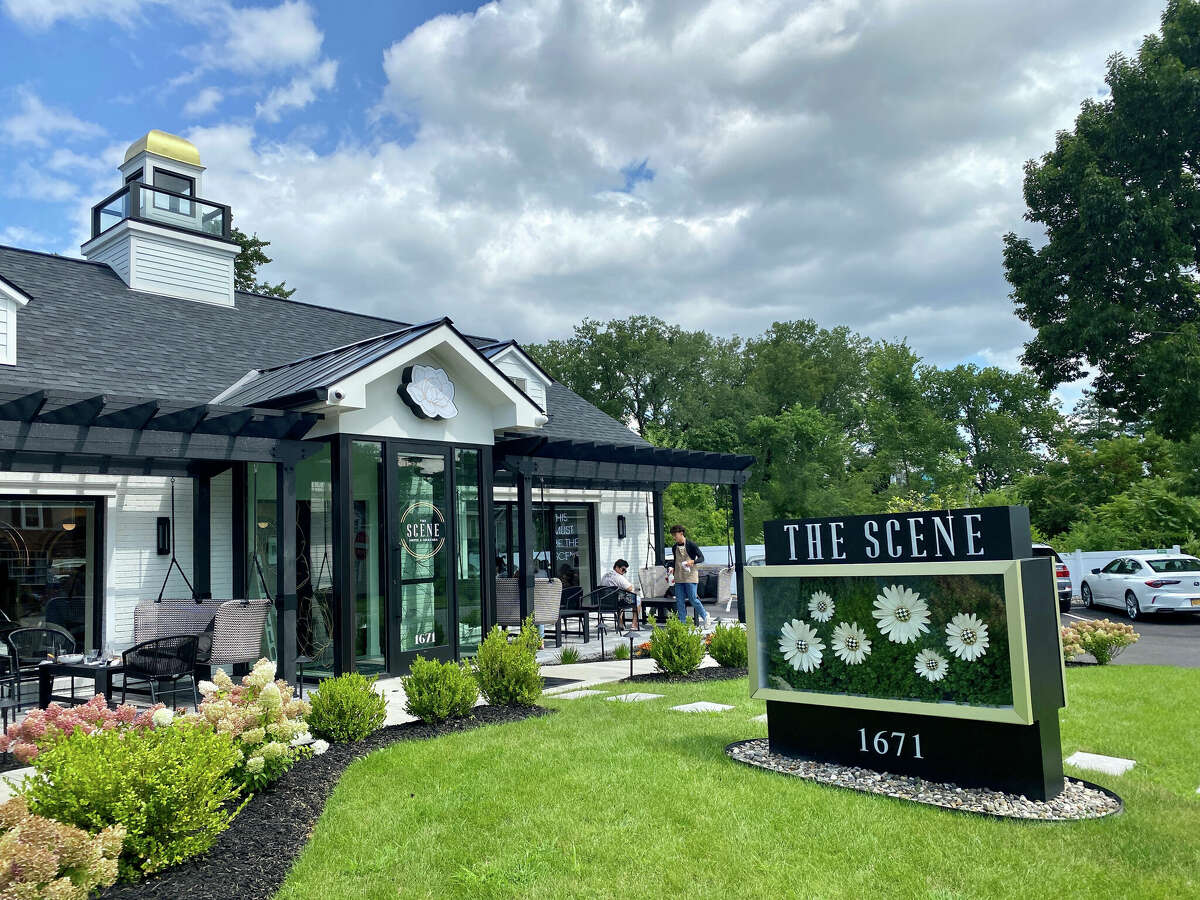 At Scene Coffee & Cocktails in Guilderland, style wins over substance
