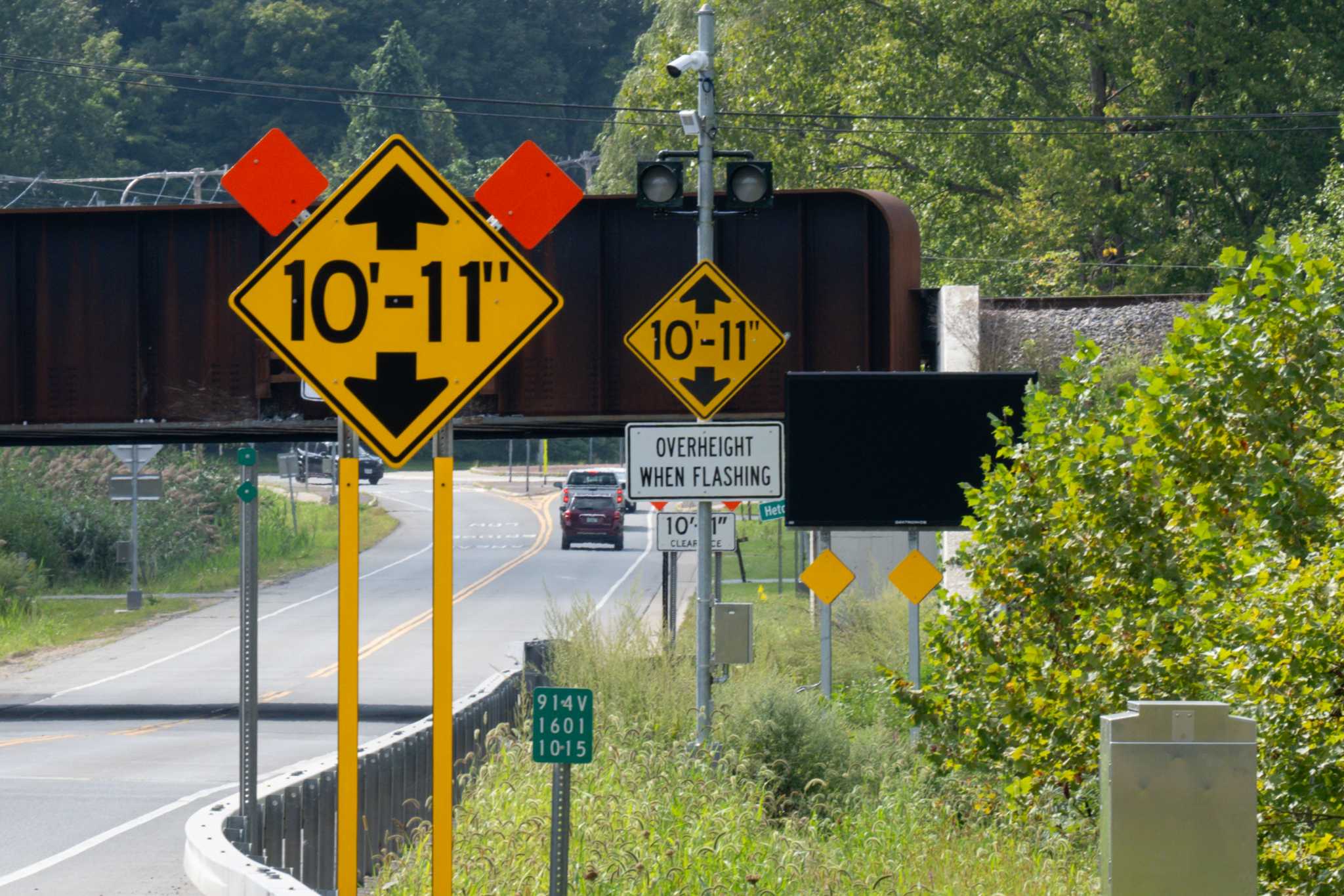 Bridge Safety Reinvented: Unleash the Power of Lasers to Avoid Accidents!