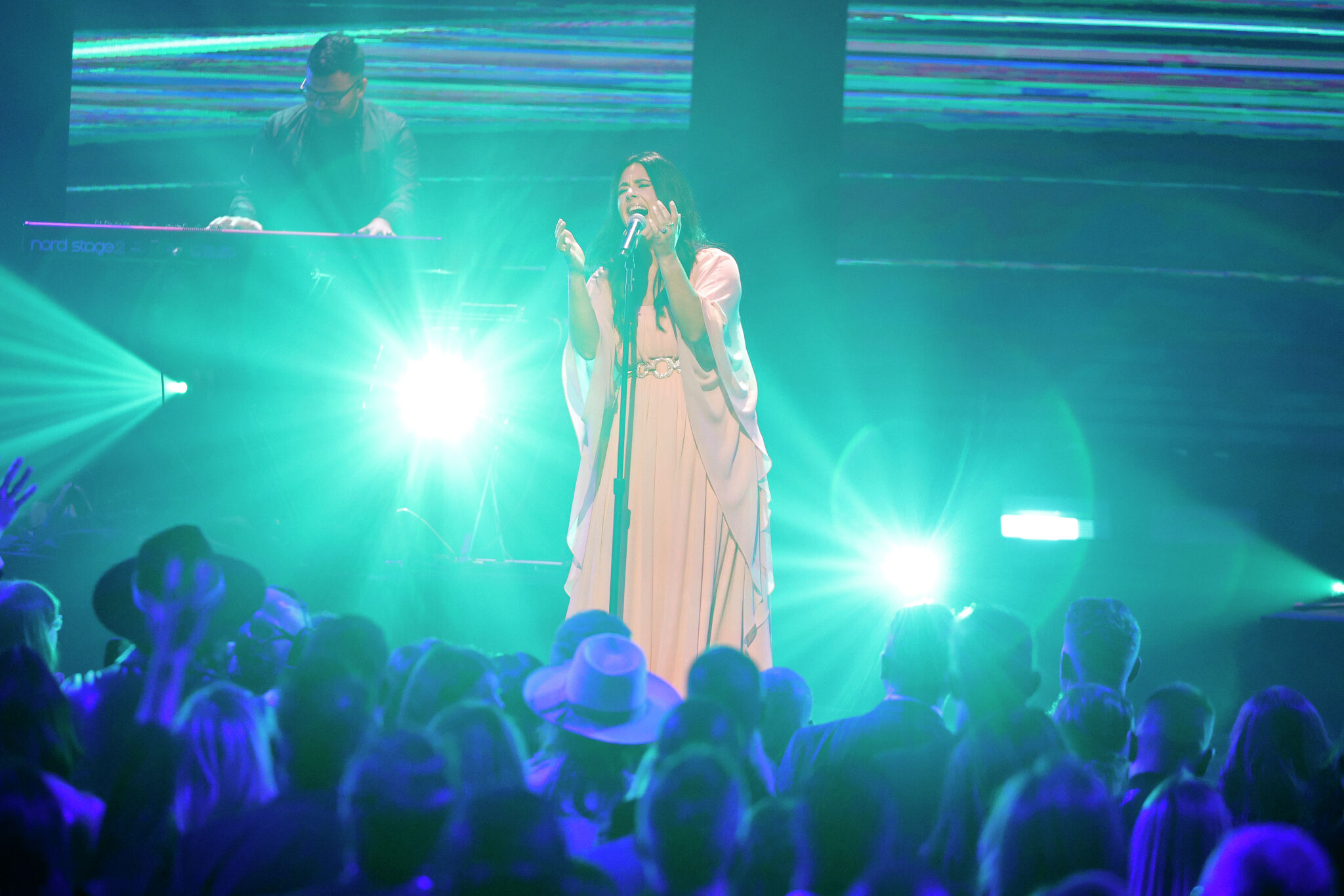 Christian music artist Darst to play show in Jerseyville