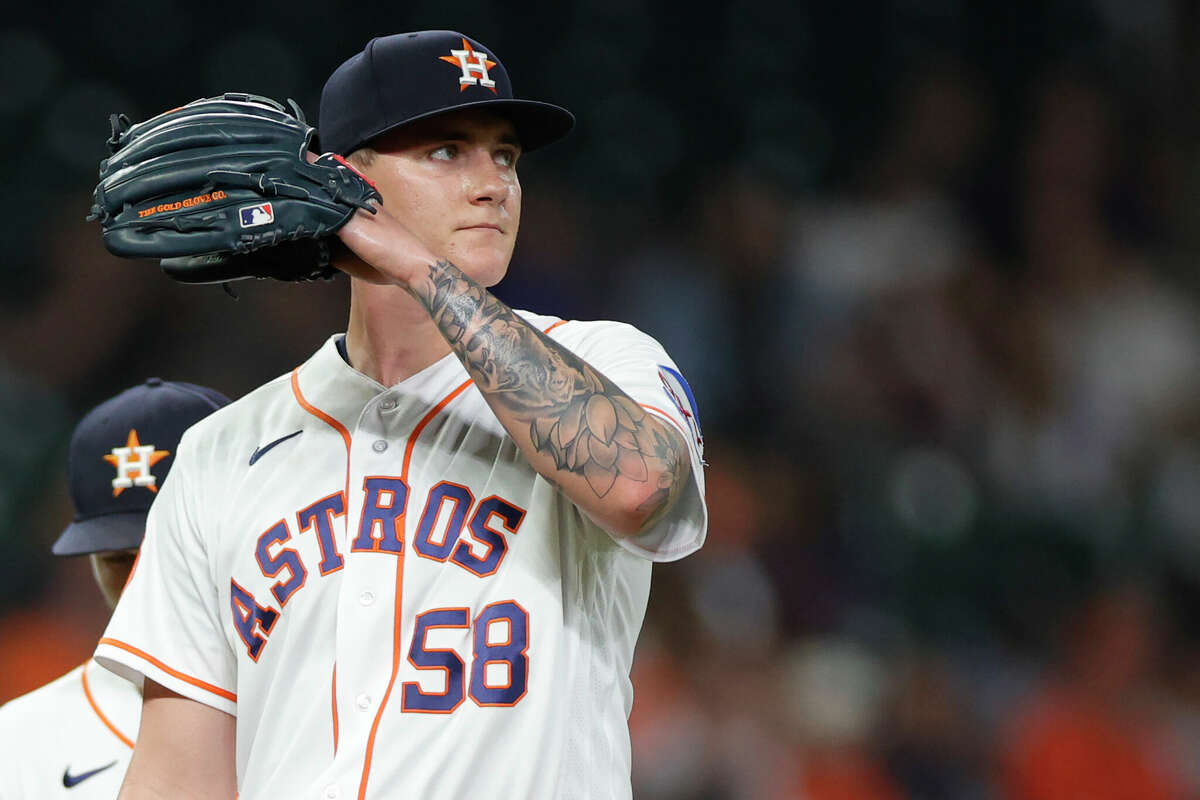 Astros rookie Hunter Brown struggles in season debut