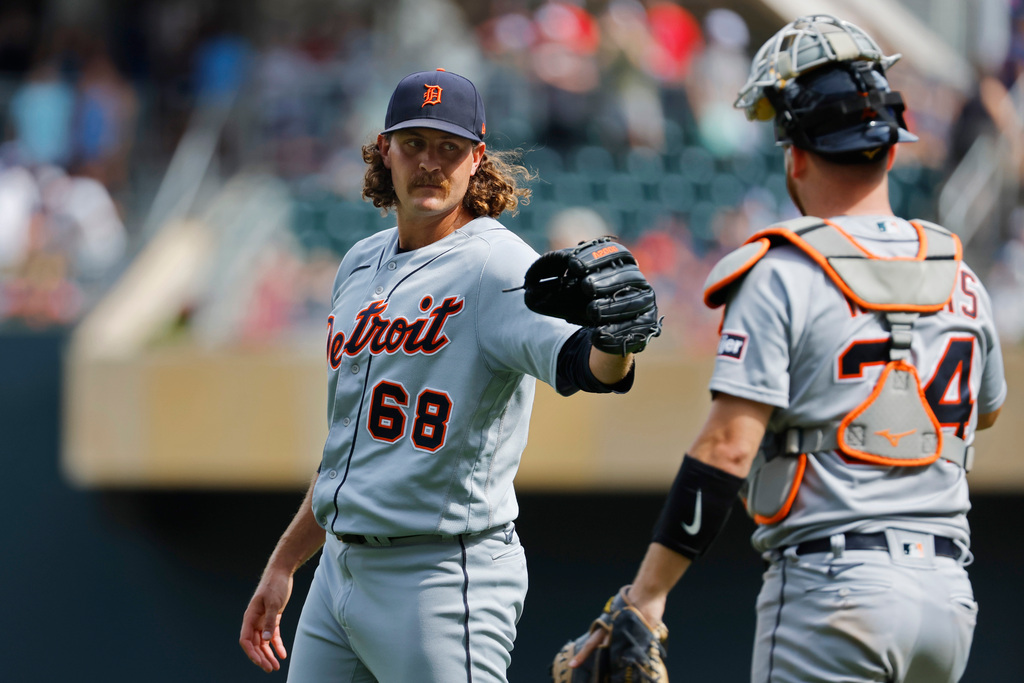 Foley strong in relief to help lead Tigers to victory