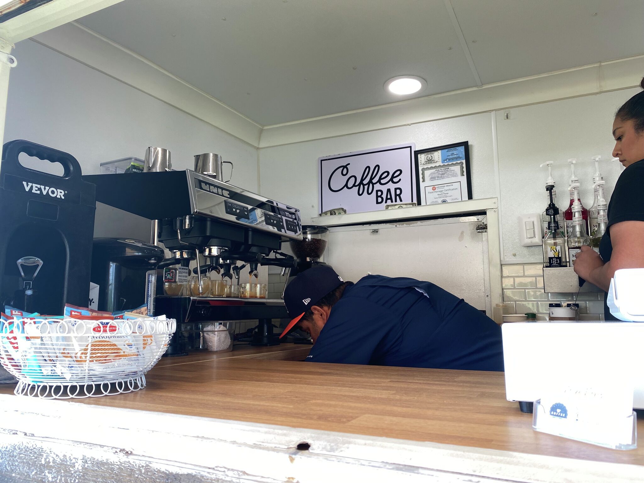 Pearland couple opens coffee, snow cone shop with Mexican treats