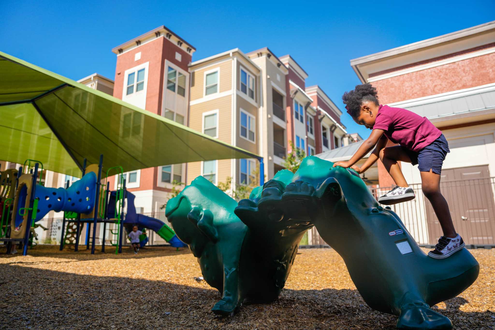 Growing number of Houston apartments come with free preschool