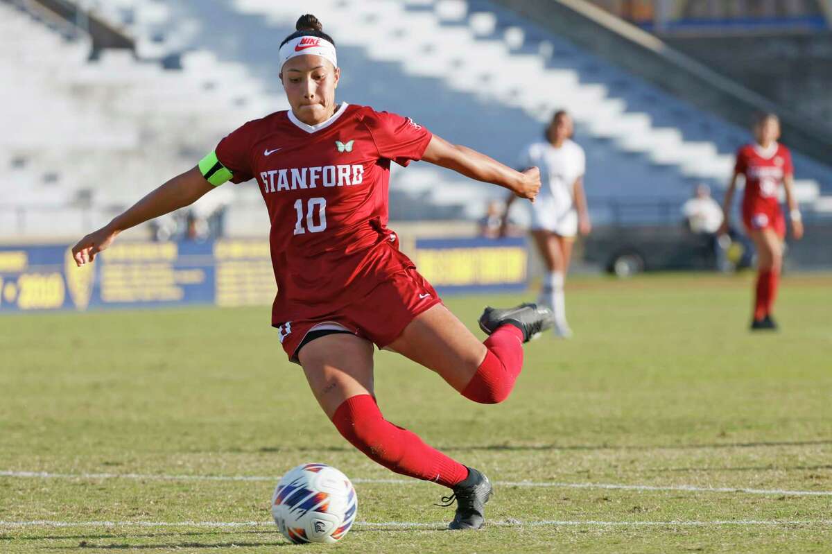 Expanded eligibility rules might make the NWSL College Draft more