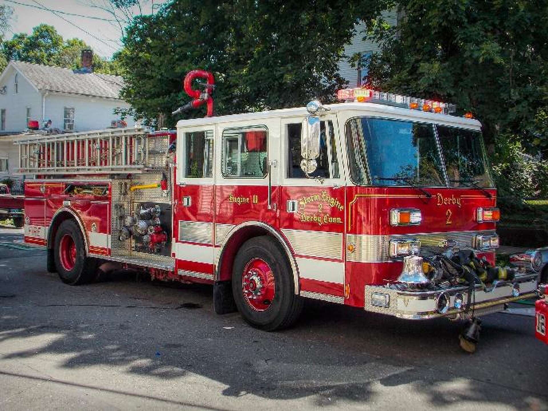 Derby firefighters put out car fire