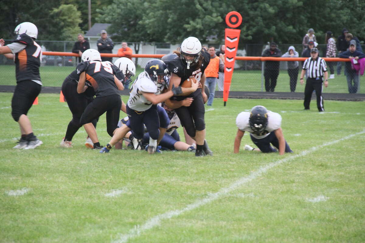 Harbor Beach stays undefeated, beats Bad Axe 5712