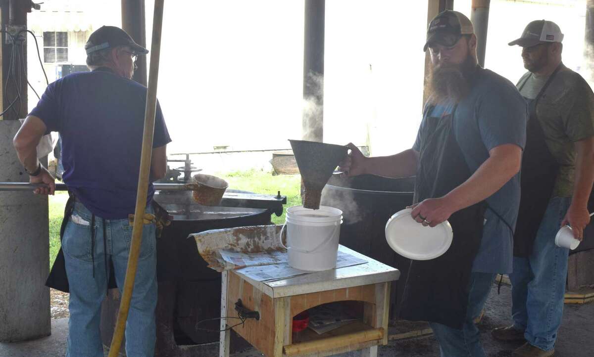 Arenzville Burgoo featured fun, games and 1,800 gallons of burgoo