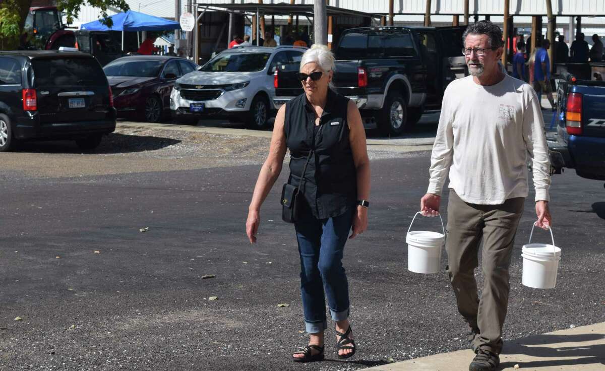 Arenzville Burgoo featured fun, games and 1,800 gallons of burgoo