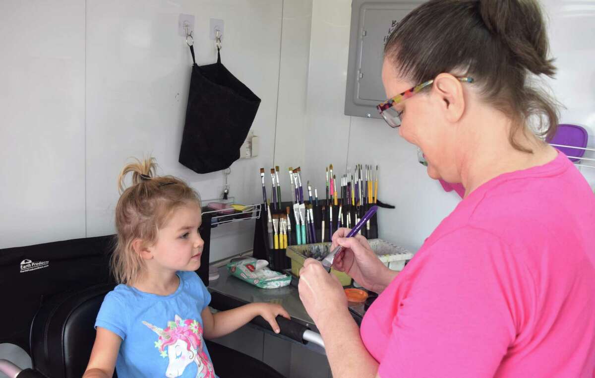 Arenzville Burgoo featured fun, games and 1,800 gallons of burgoo