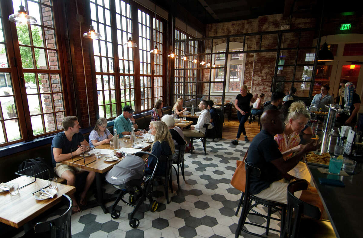 Brooklyn's Emmy Squared brings Detroitstyle pizza to Westport, CT