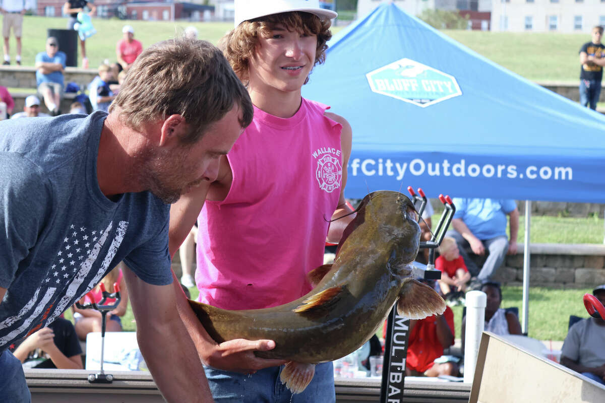 106pound catfish highlights Alton Catfish Classic