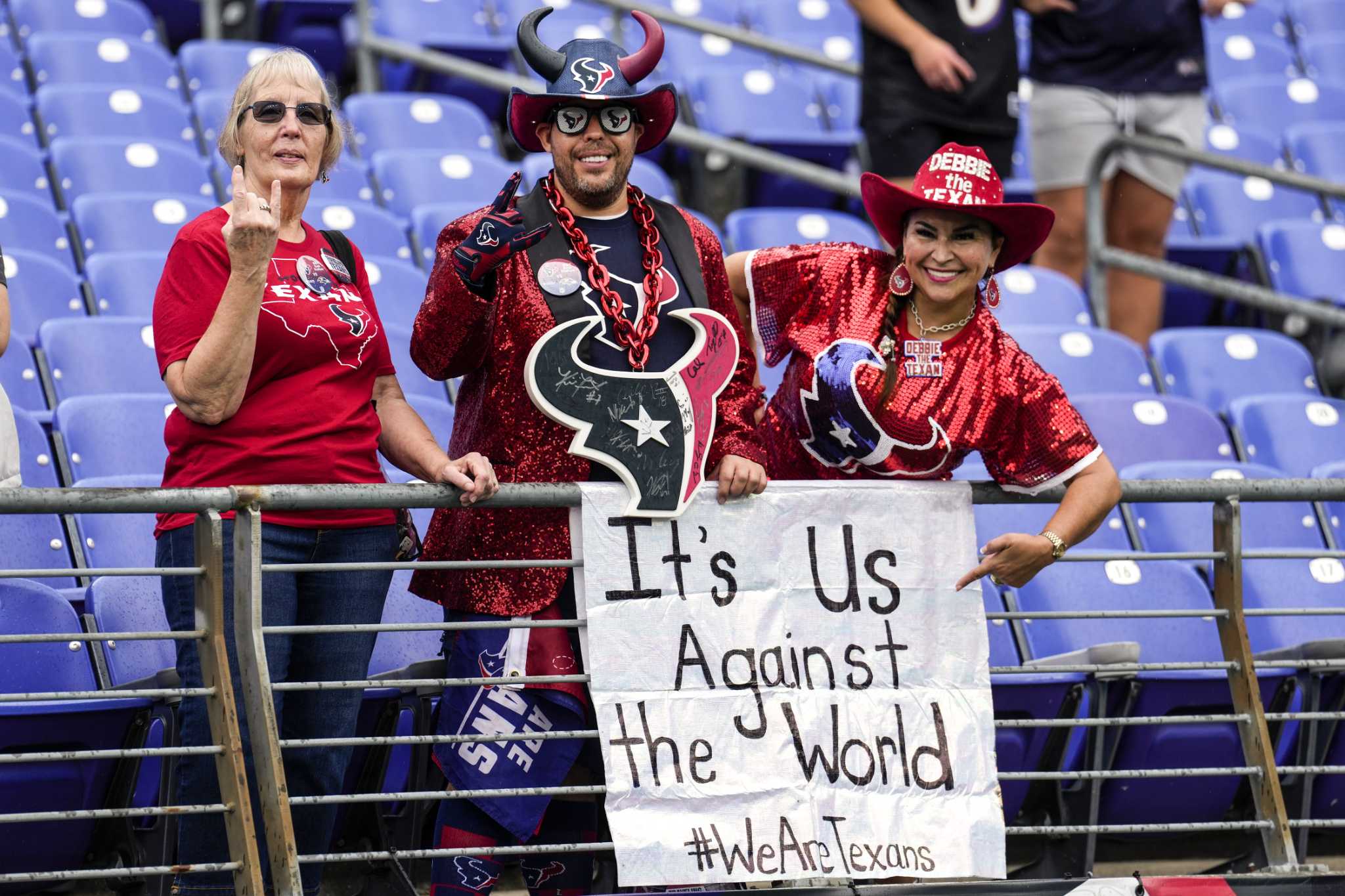 Boston Red Sox - Help celebrate Hispanic Heritage Month