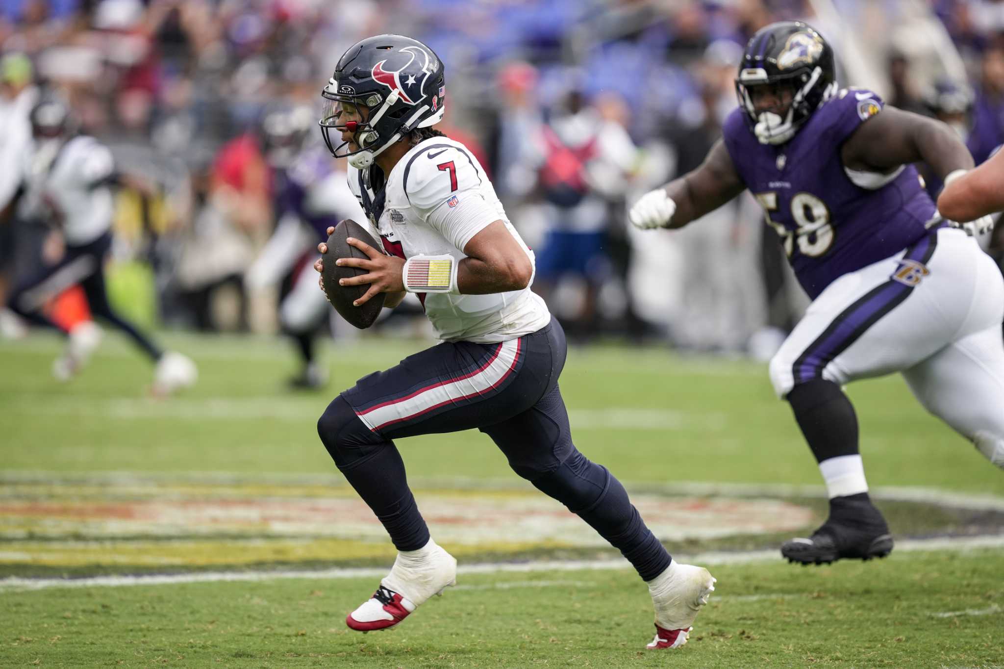 Houston Texans: Interior offensive line improves pass protection