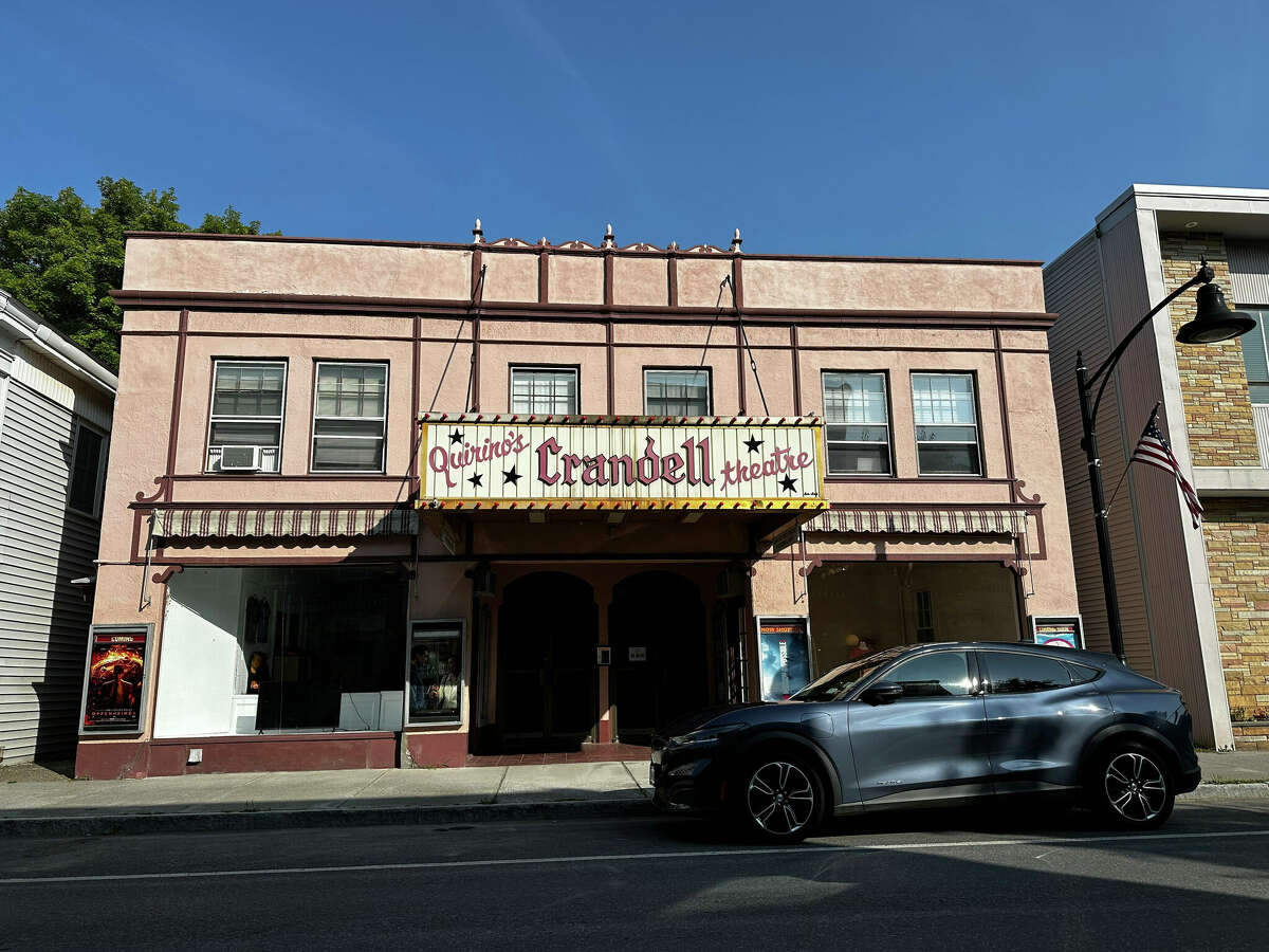 Stopping by Chatham, a gem of a village in Columbia County