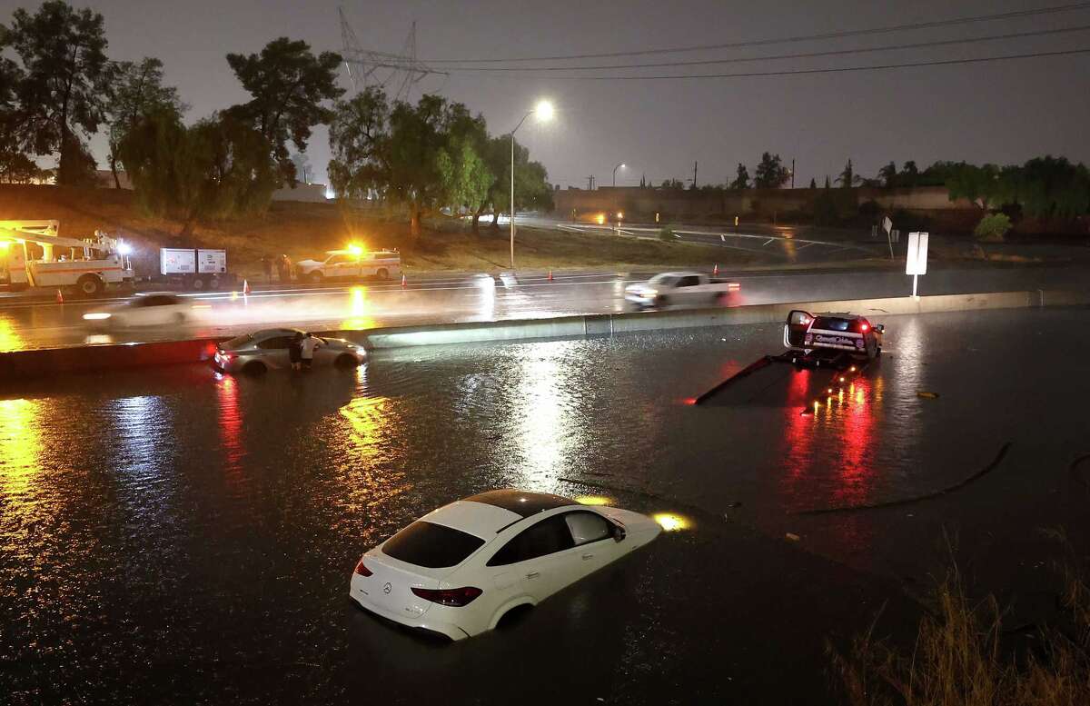 Map shows where record number of billion-dollar weather disasters hit