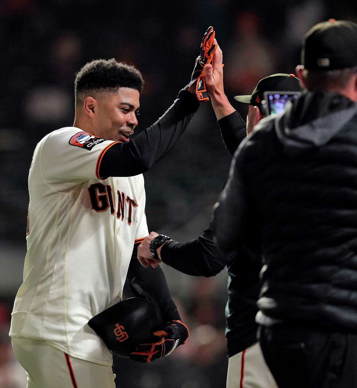 Giants beat D-Backs 5-4 on LaMonte Wade Jr.'s walk-off - McCovey Chronicles