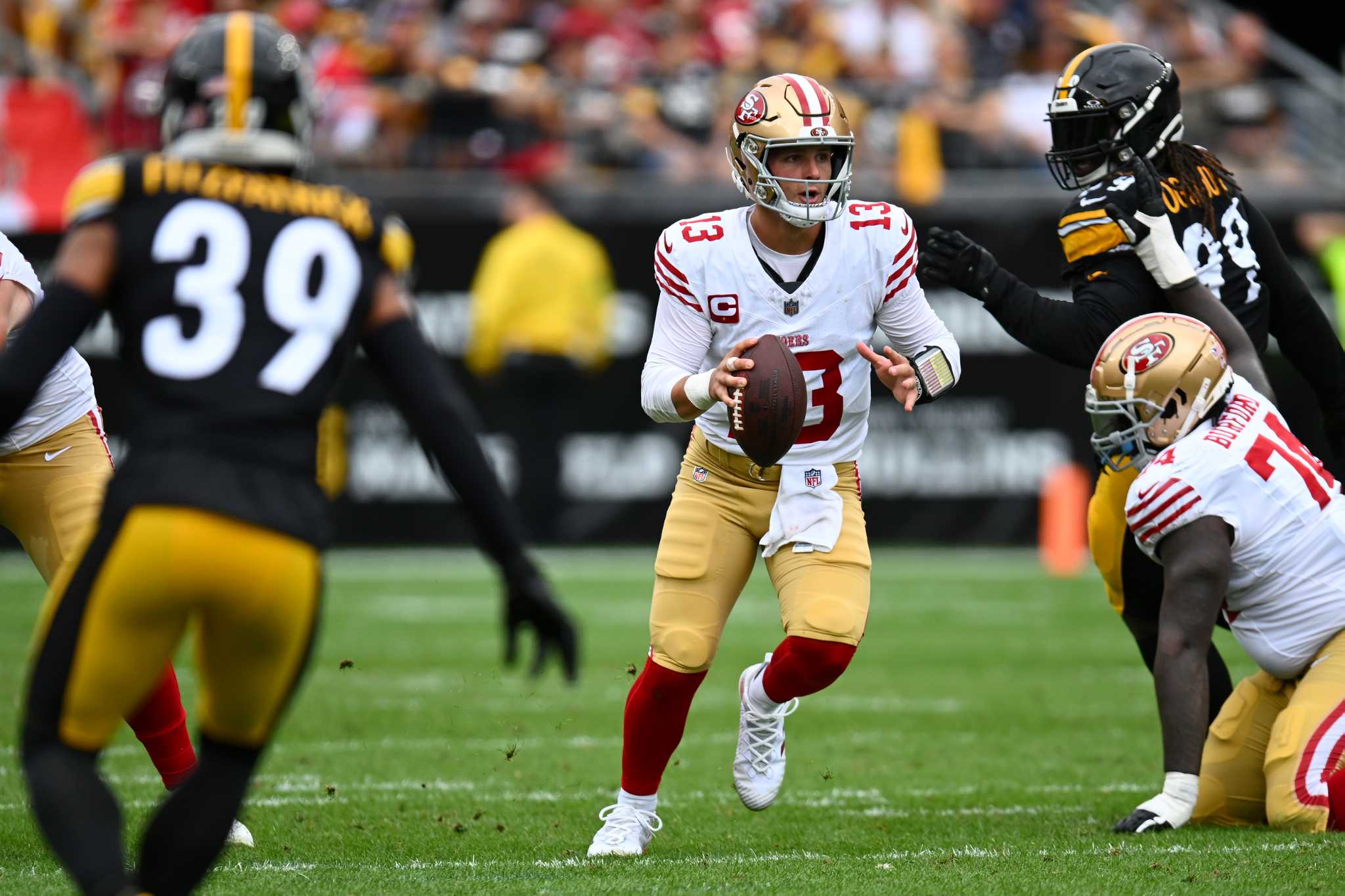 49ers' review: Brock Purdy's escapes; Fred Warner is relentless