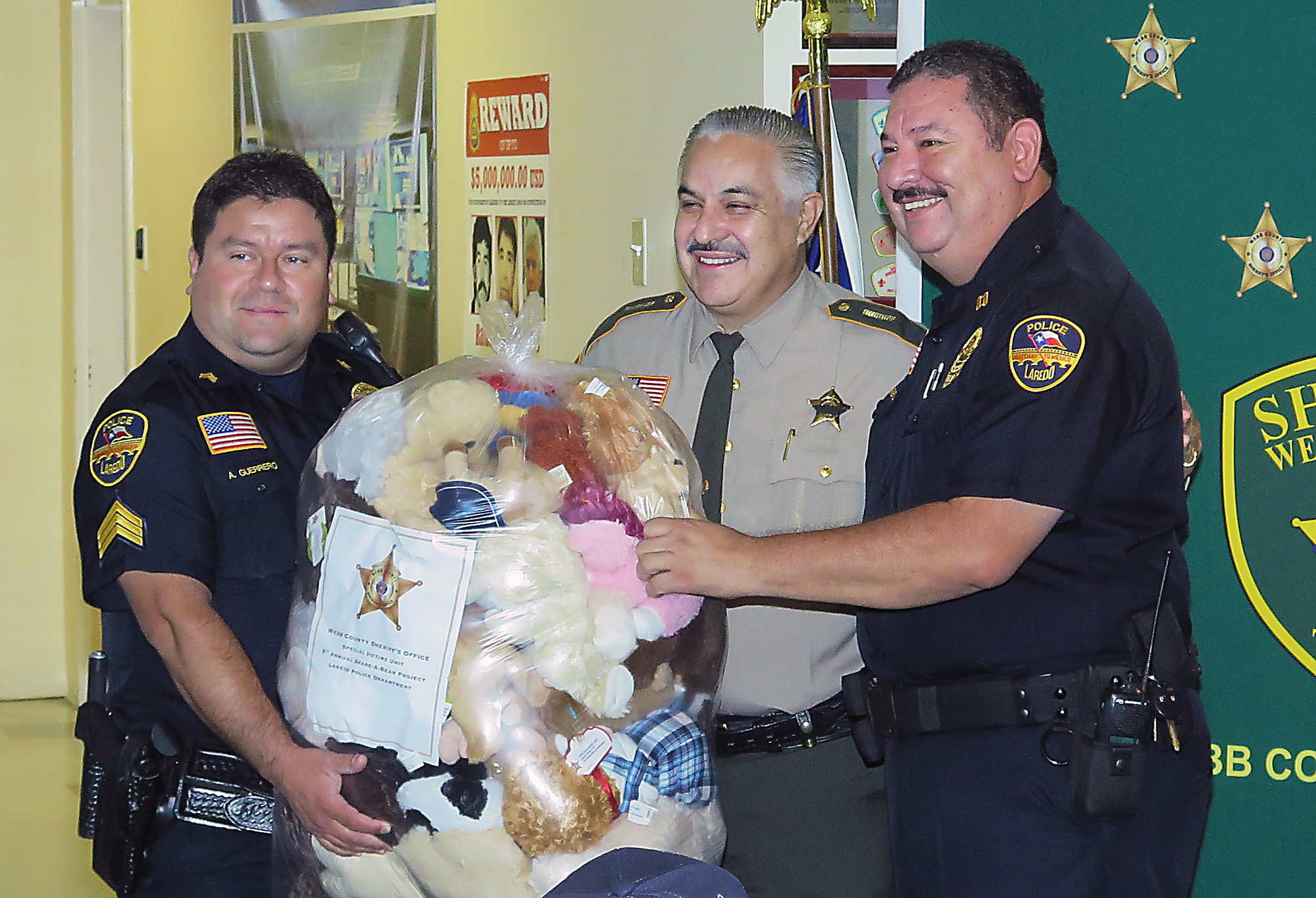 Sheriff's Office to host Share-A-Bear at Mall del Norte Build-A-Bear