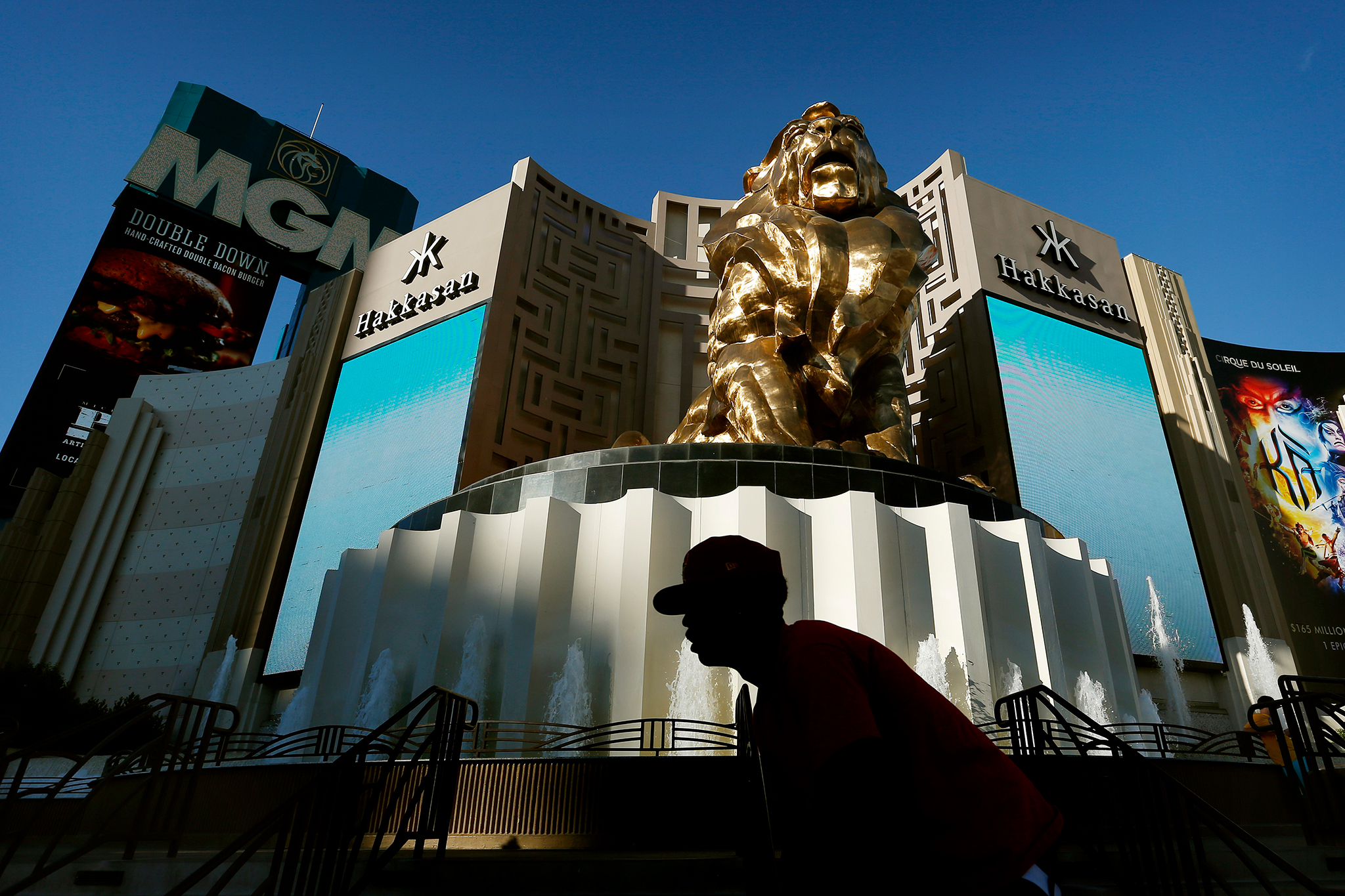 Computer hack forces Las Vegas casino shutdowns