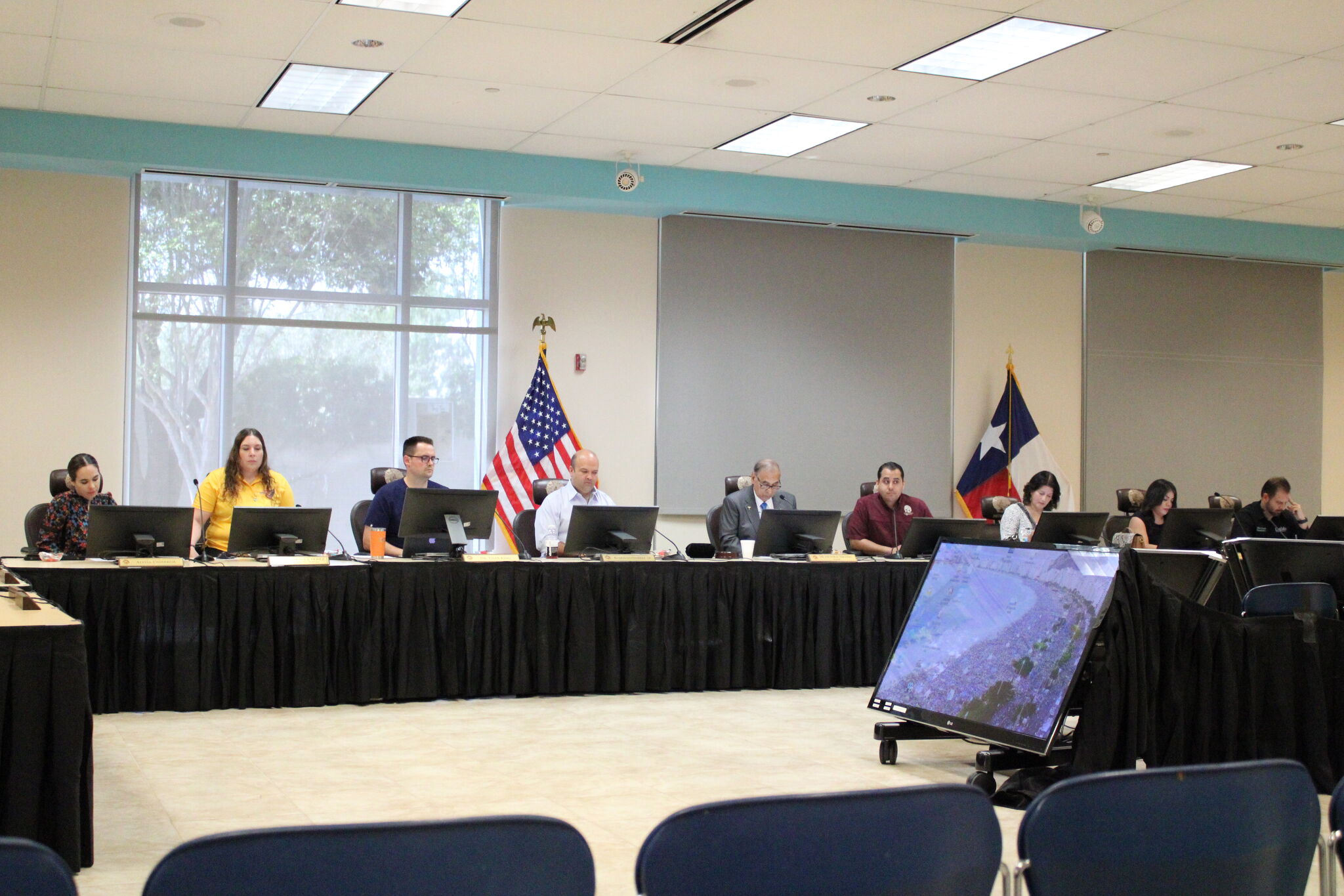 Pets Alive Laredo calls for job of animal services director