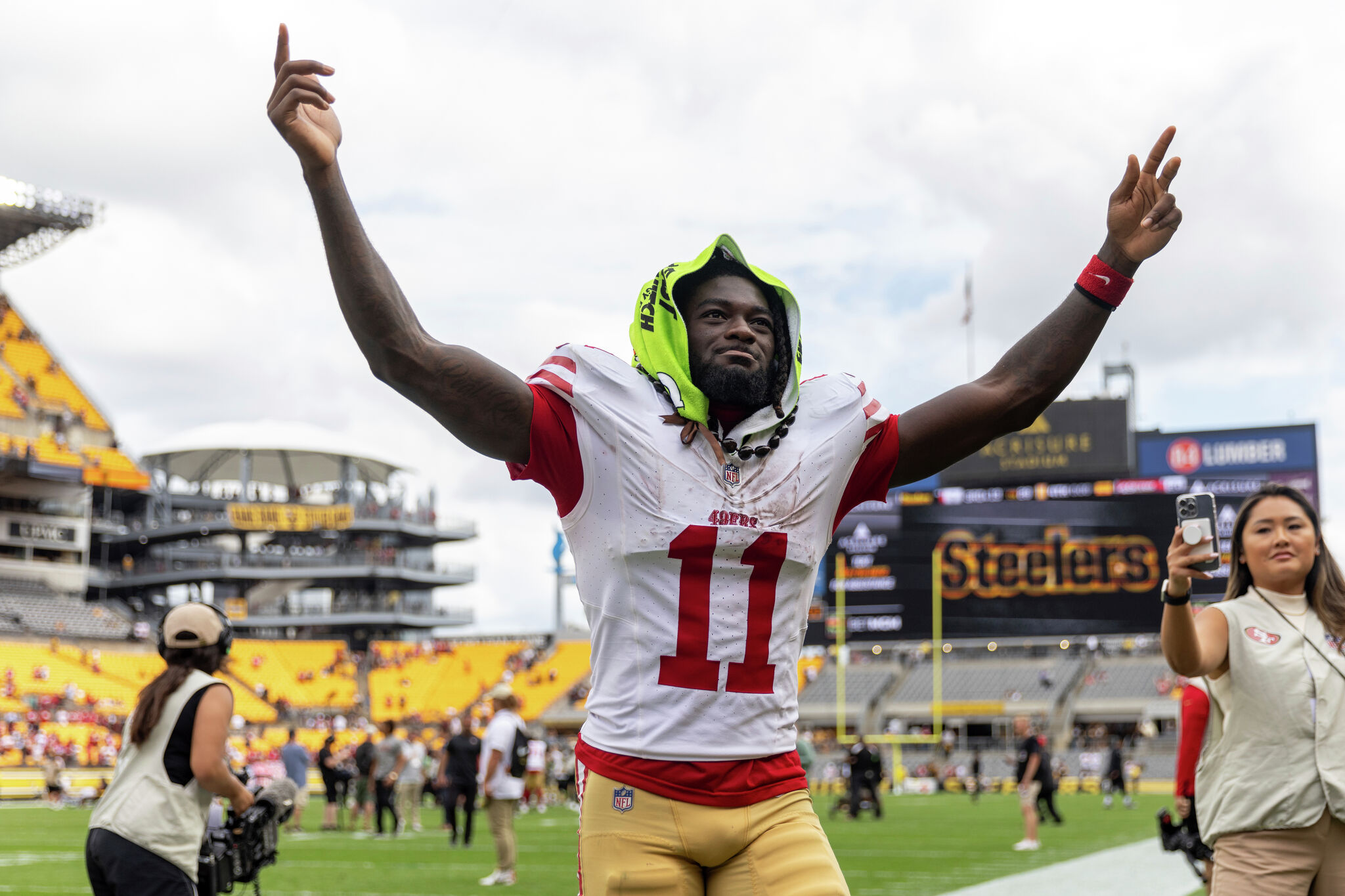 49ers WR Brandon Aiyuk looks to build off his 1,000 yard season: 'I'm about  to take off' - Niners Nation