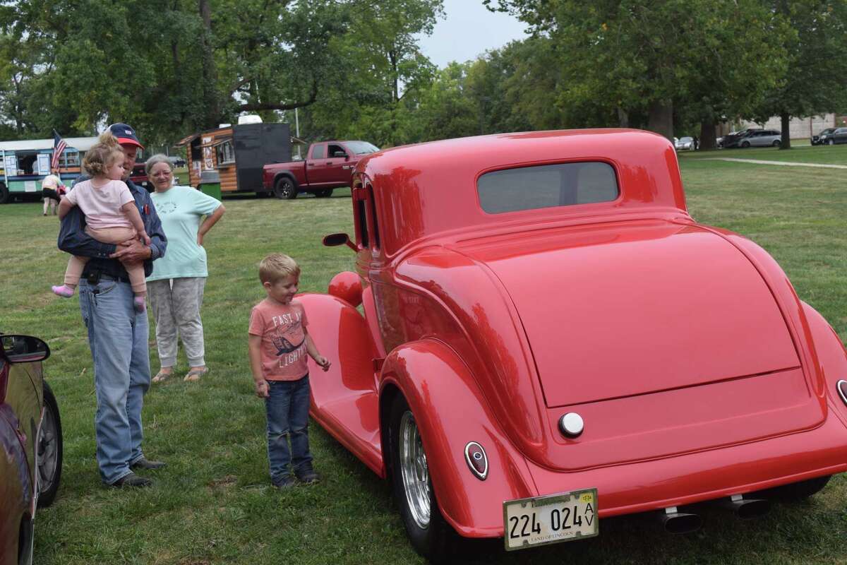 Jacksonville plays host to 39th annual Community Park Car Show